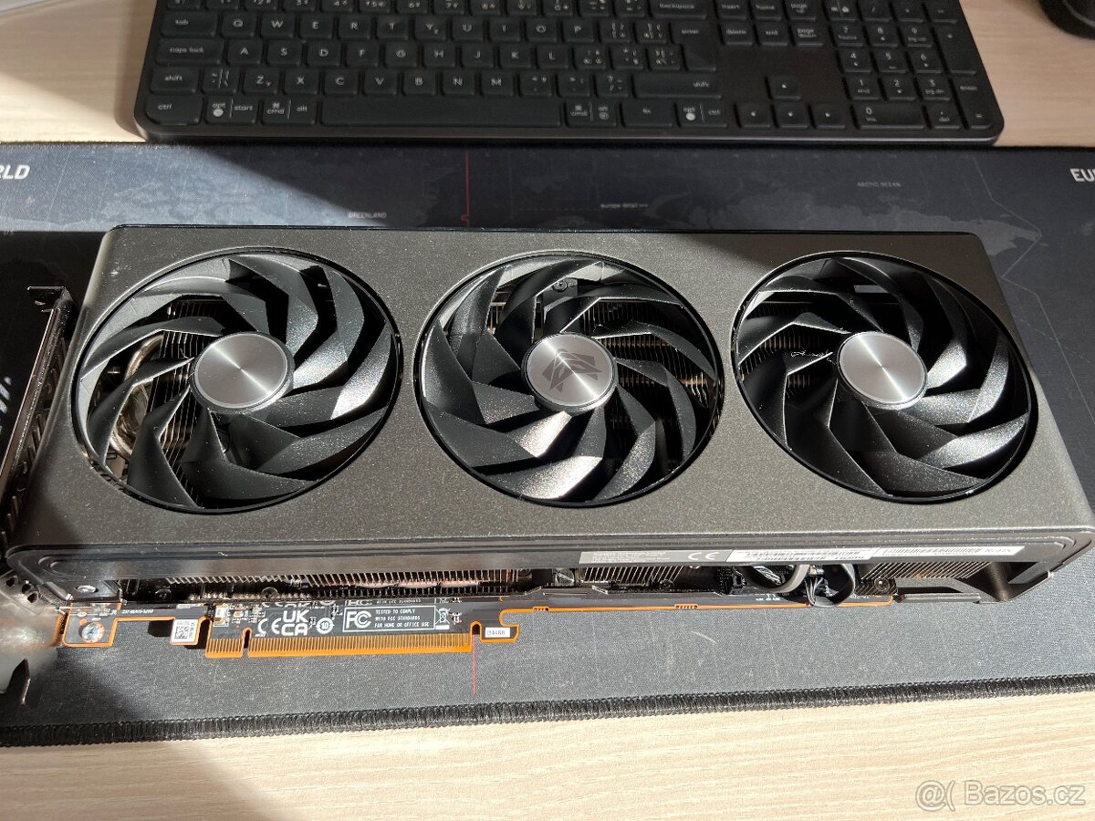Sapphire Nitro+ Radeon RX 7800 XT GAMING OC 16GB - 2