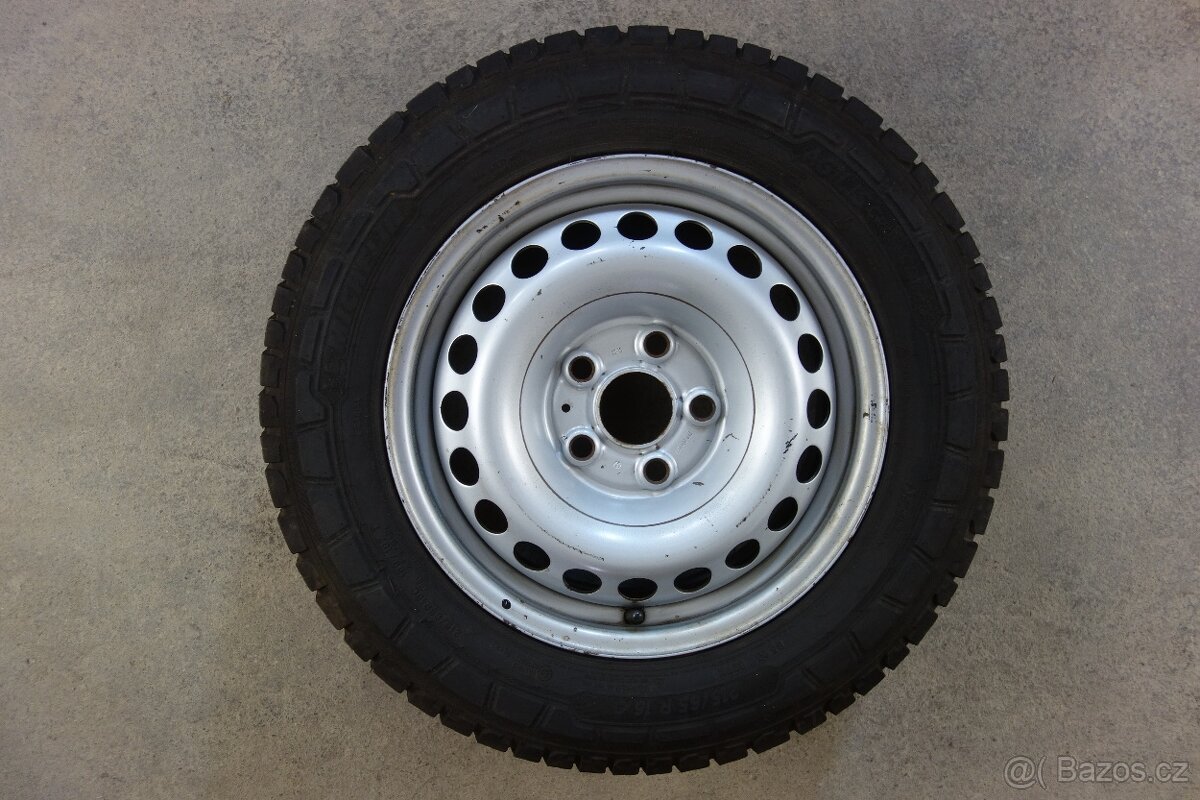 VW T5, T6, Transporter, Multivan, 5x120 215/65/16C celoroční - 2
