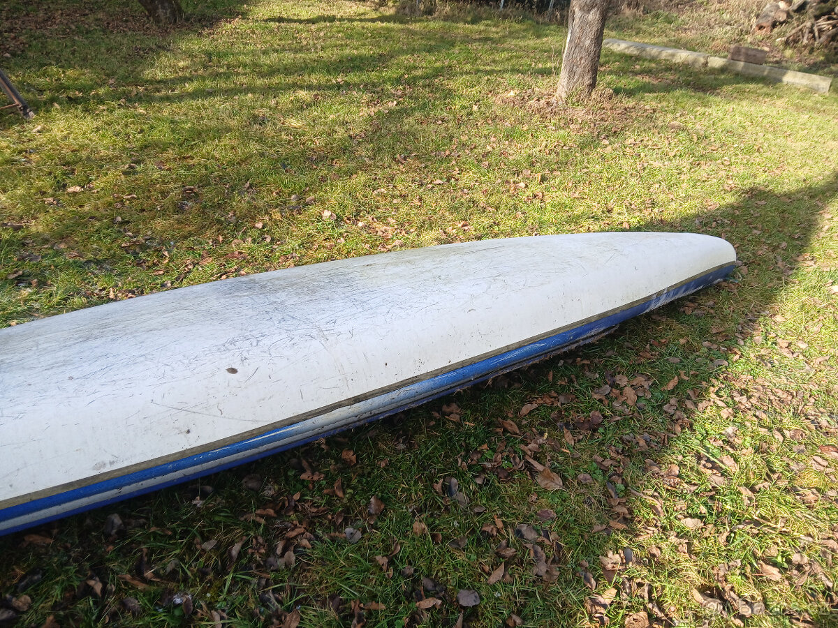 laminátová kanoe - 2