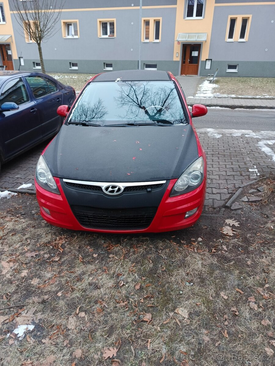 Prodám HYUNDAI i30 - 2