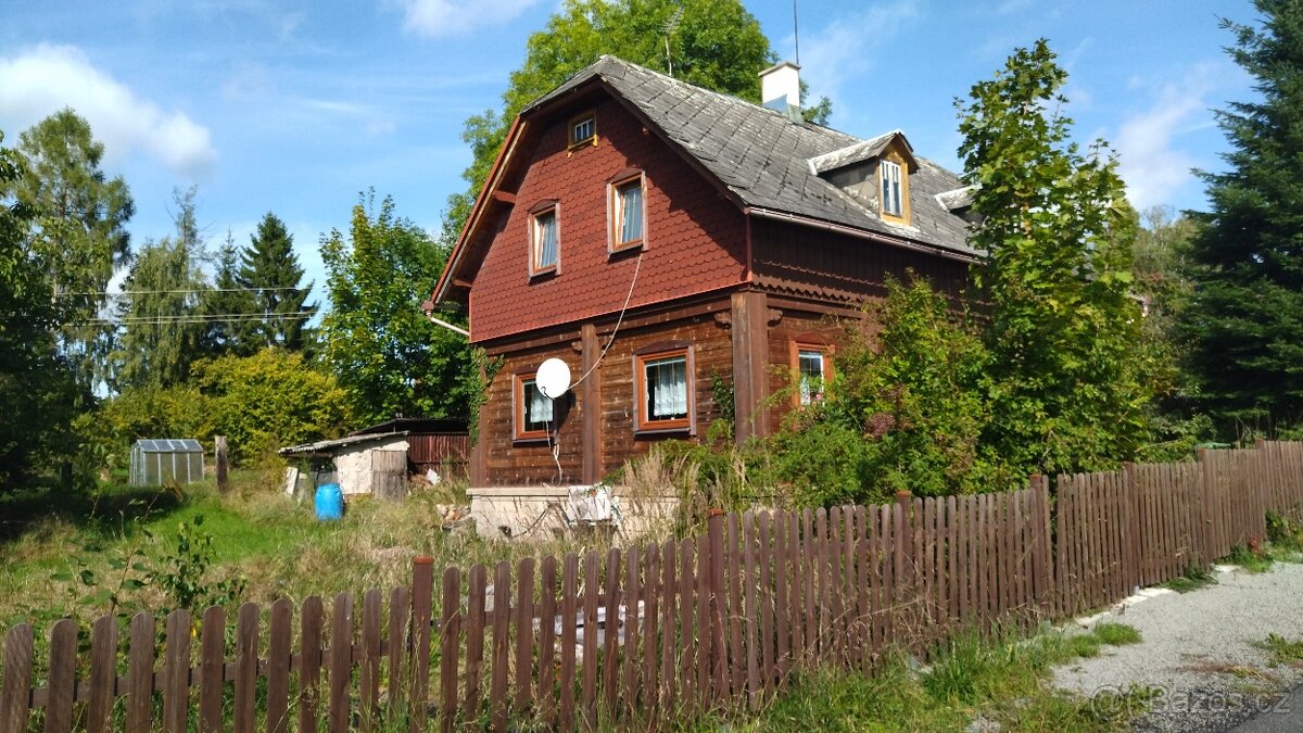 Prodej roubeného RD v Rumburku - 2