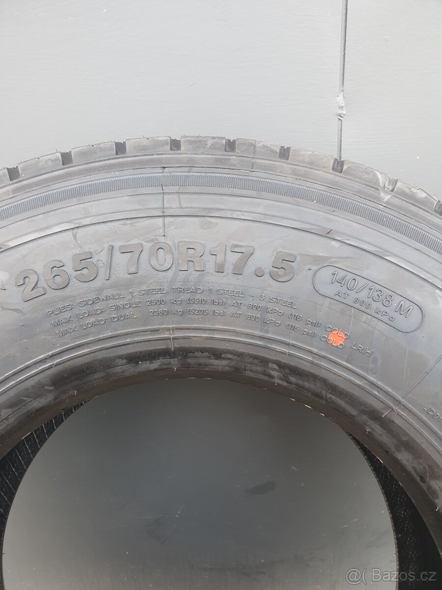 Pneu 265 / 70 R17,5 Přední vodící pneu. - 2