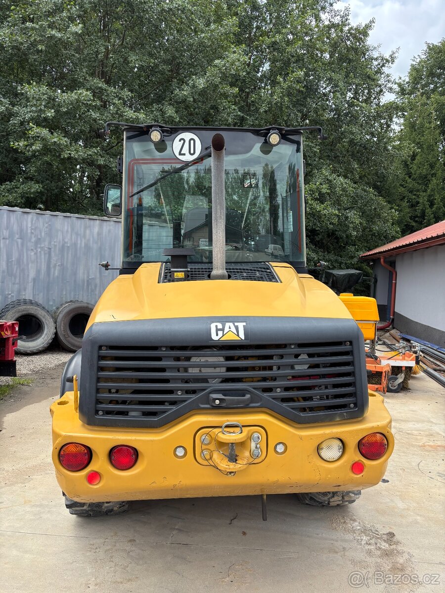 Na prodej: Kolový nakladač CAT 908 (2018) - 2