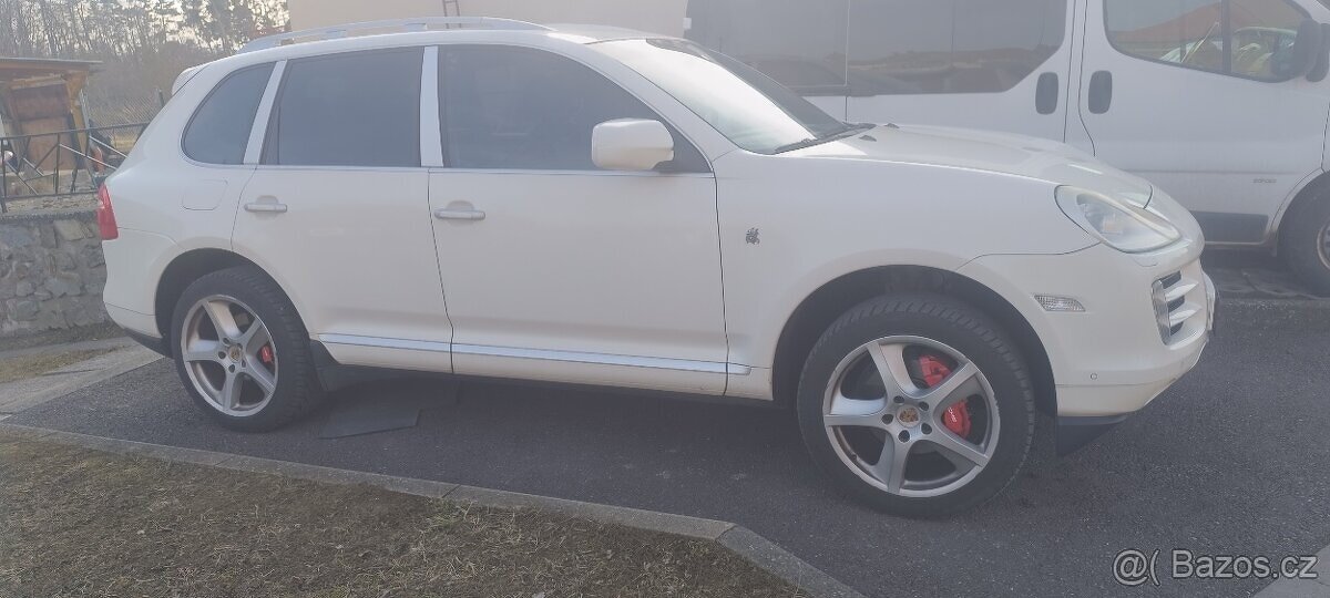 Porsche Cayenne 3.6 benzín - 2
