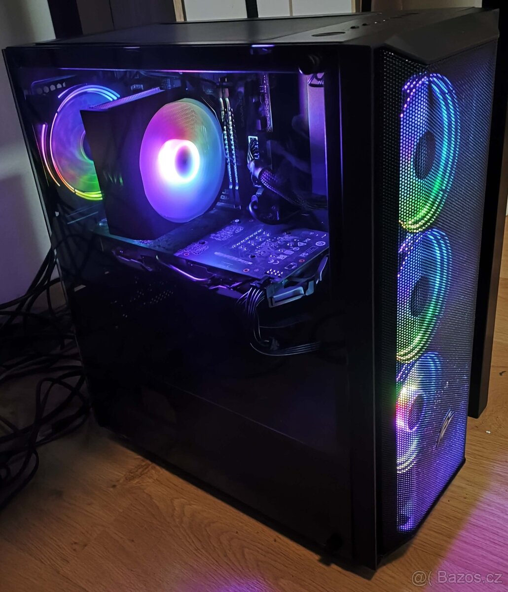 PC Intel i3 8100/DDR4 16GB/SSD + SSHD/GTX1050/1060 +LCD - 2