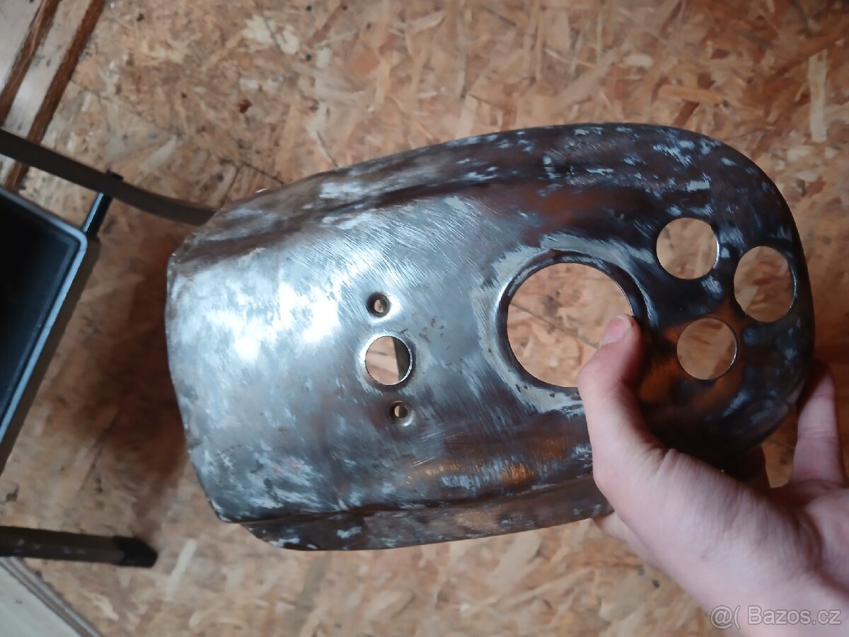 Jawa pionyr maska - 2