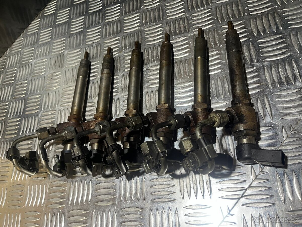 // Vstřikovače Jaguar XF 2.7D 152kw // - 2