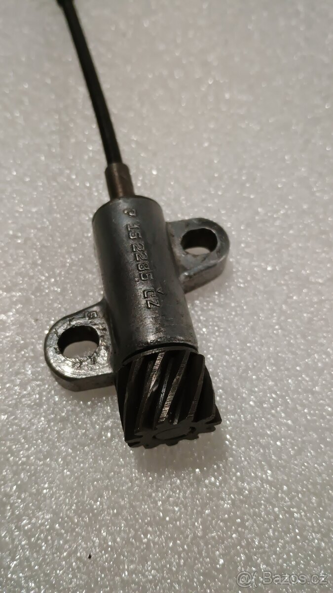 Náhon tachometru Čz,11zubů. - 2