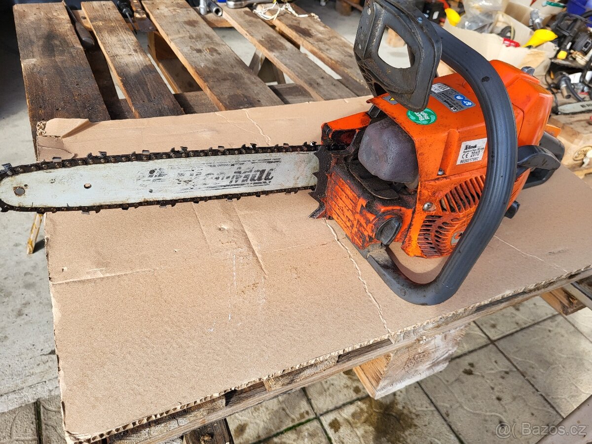 Motorová pila Oleo-Mac - 2