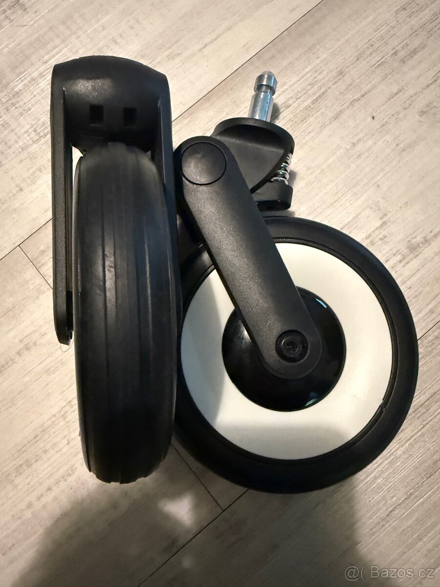 Cybex Coya přední kolečka - 2