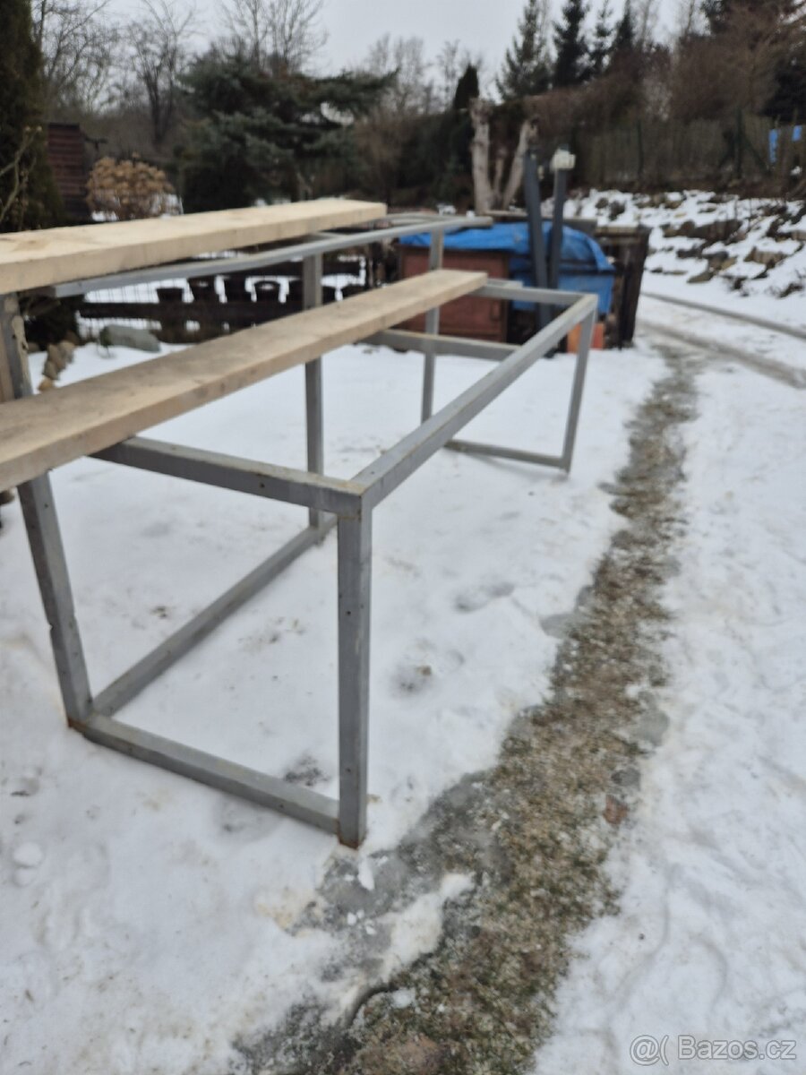Pracovní stůl z jeklu - 2
