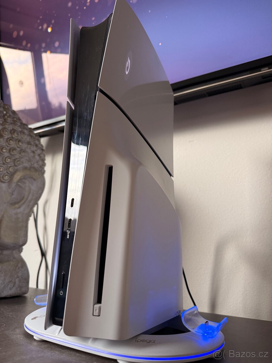 PS5 Slim s mechanikou, top stav, záruka - 2