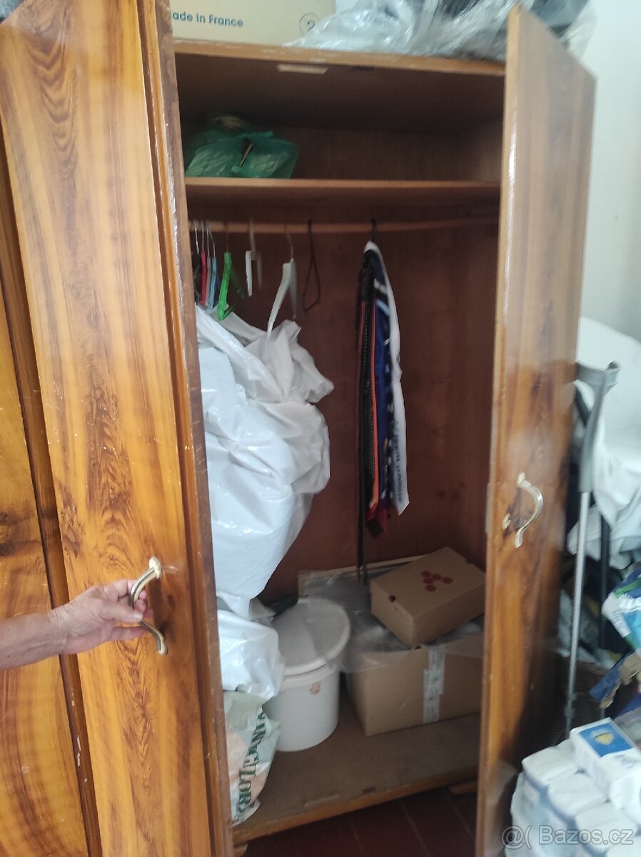 Staré skříně - 2