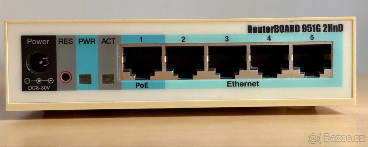 RouterBOARD MikroTik RB951G-2HnD - 2