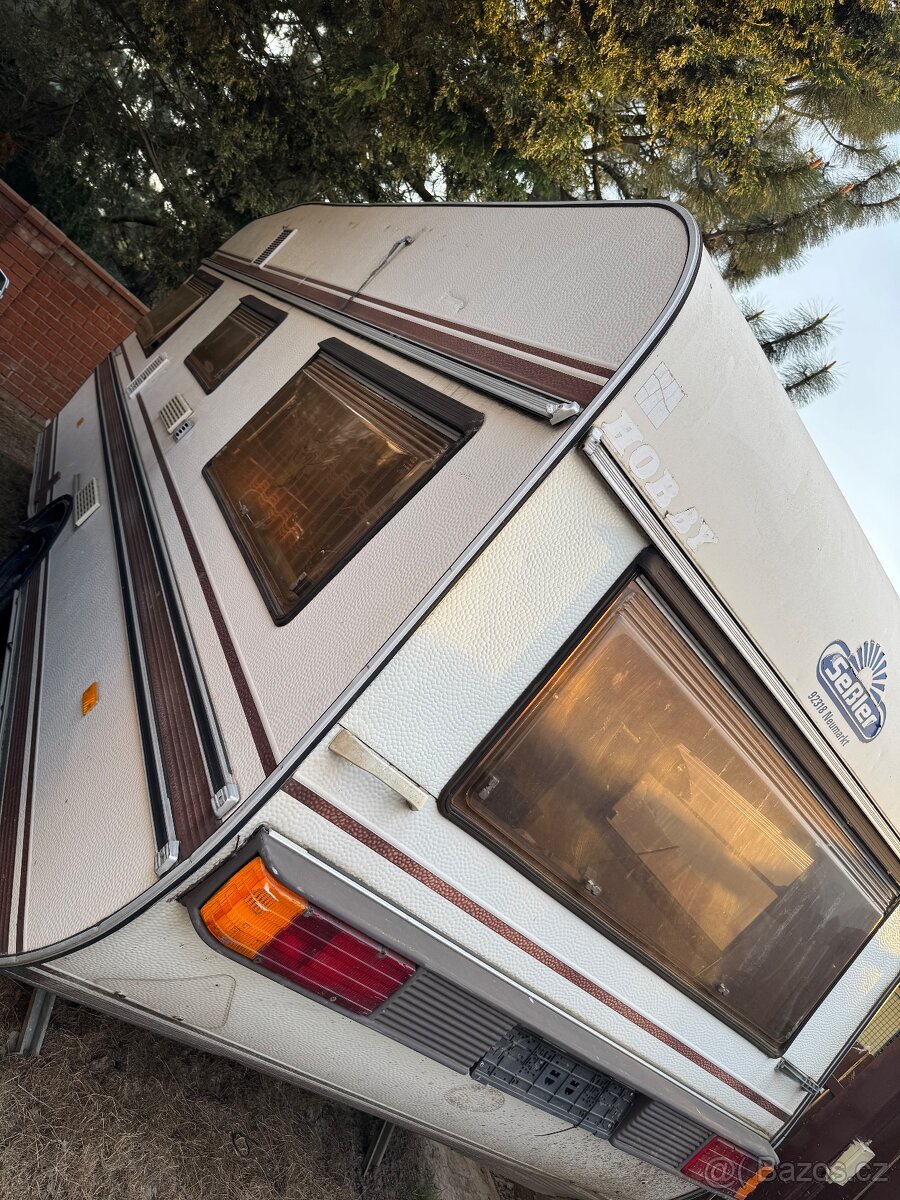 Karavan Hobby - 2