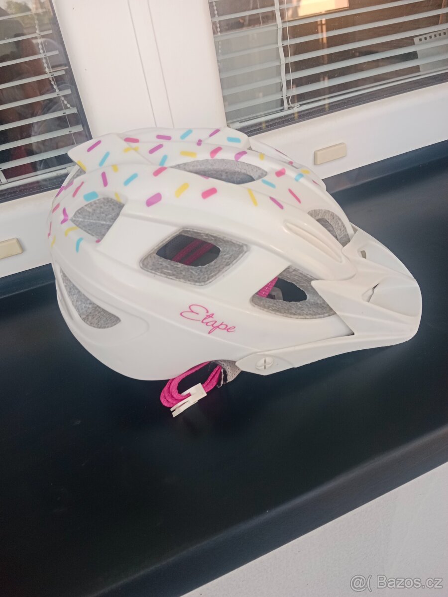 Cyklistická helma - 2