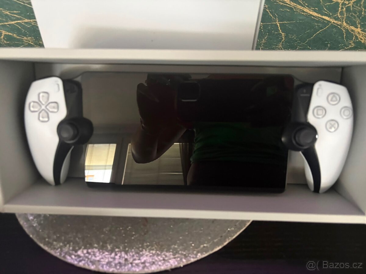 PlayStation 5 + Portál - 2