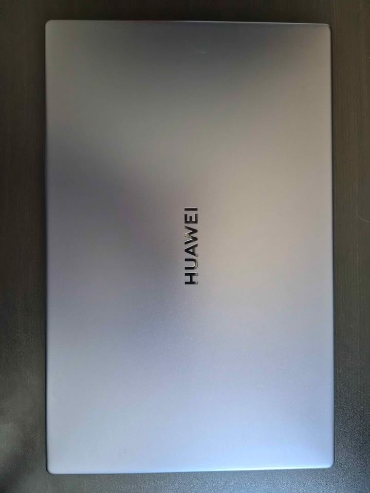 Huawei MateBook D15 – Space Grey - 2