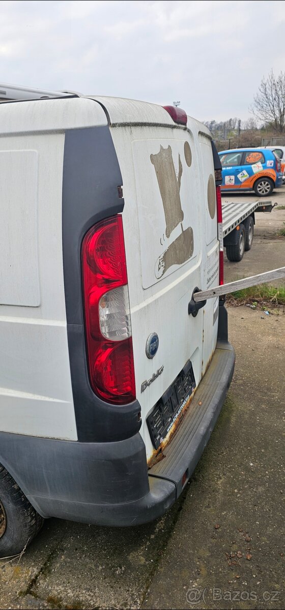 Fiat doblo chlaďák díly - 2