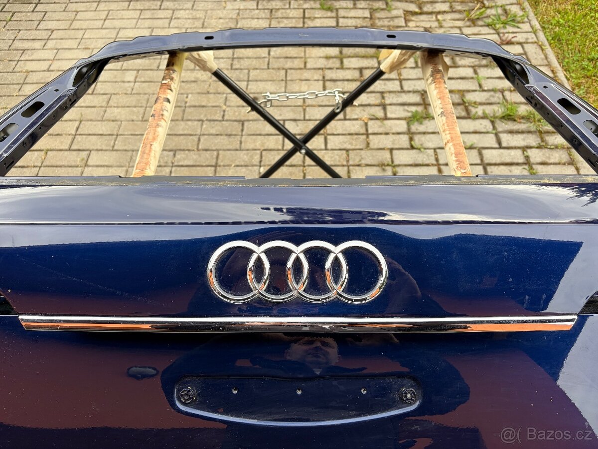 Víko kufru páté dveře Audi A4 B9 - 2