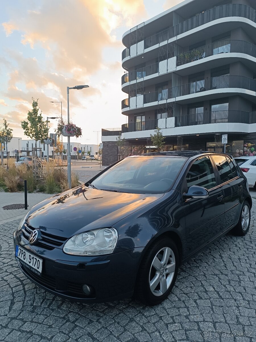 Volkswagen Golf 5 DSG - 2