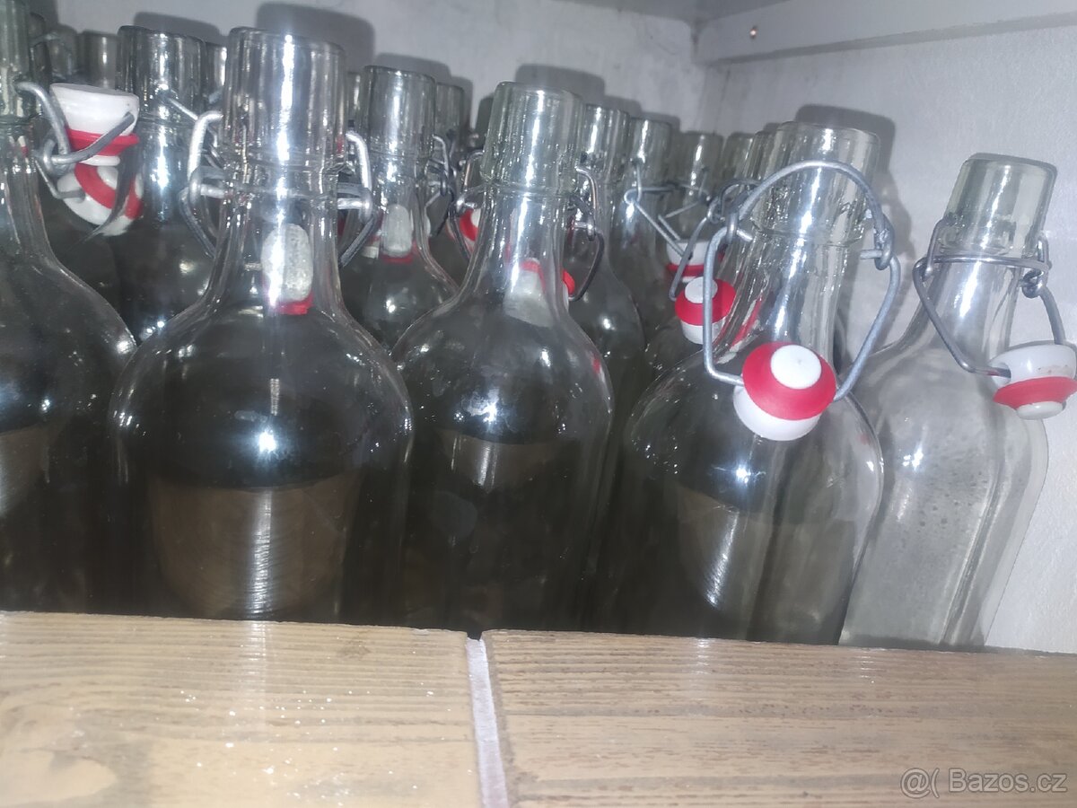 Lahve s keramickým vyčkem 1l. A 0,7l - 2