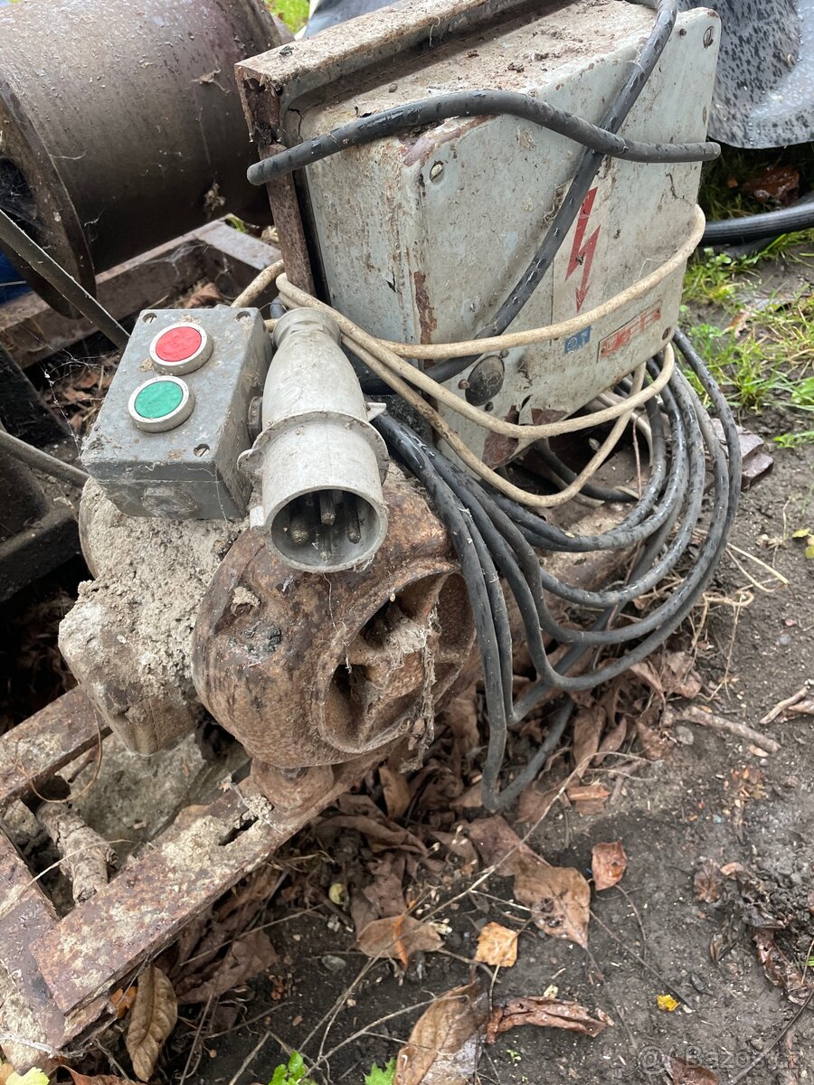 Stavební vrátek - 2