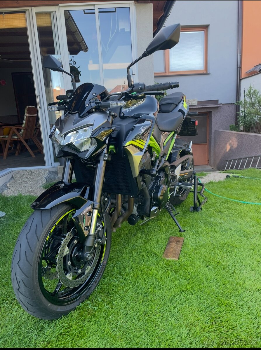 Kawasaki Z900 - 2