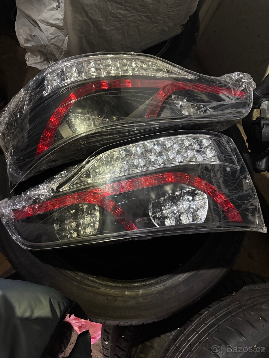 Světla na audi q7 - 2