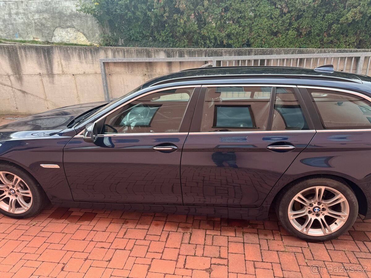 BMW 520xDrive F11 2017 - 2