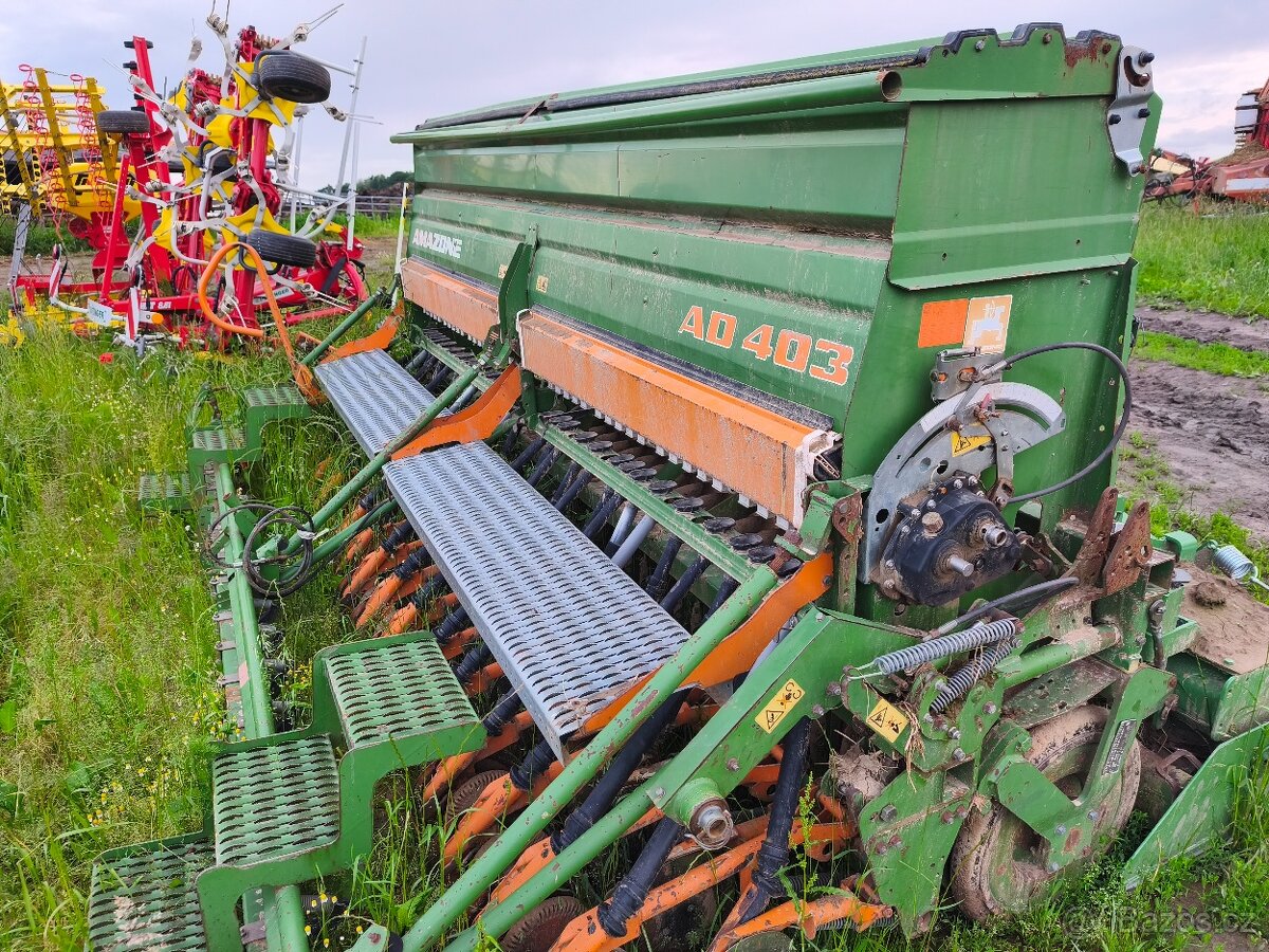 Secí kombinace Amazone KG402, AD403 - 2