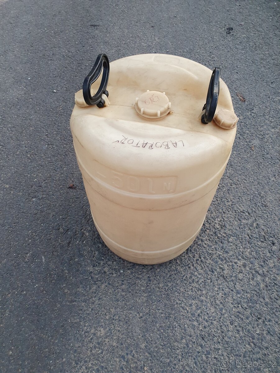 Plastový barel kanystr - 2