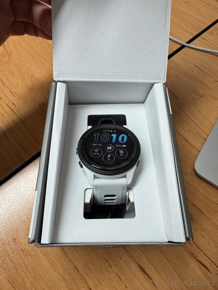 Garmin Forerunner 265 hodinky - 2