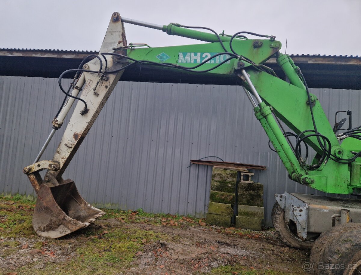 Kolesový bager O&K MH 2.10C 10t - 2