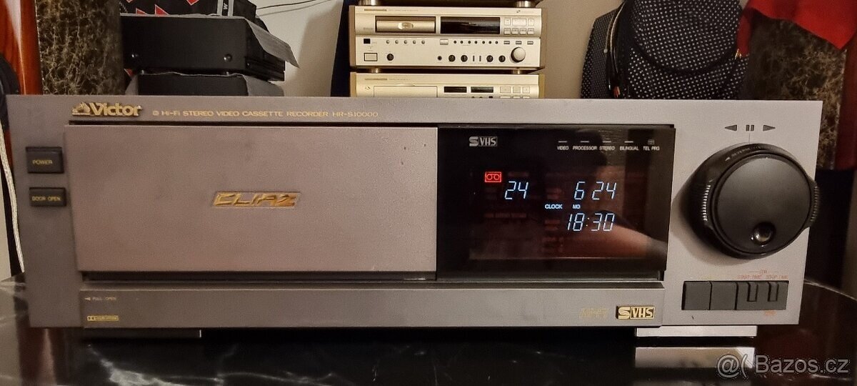 VICTOR (JVC) HR-S10000 - S-VHS - 2