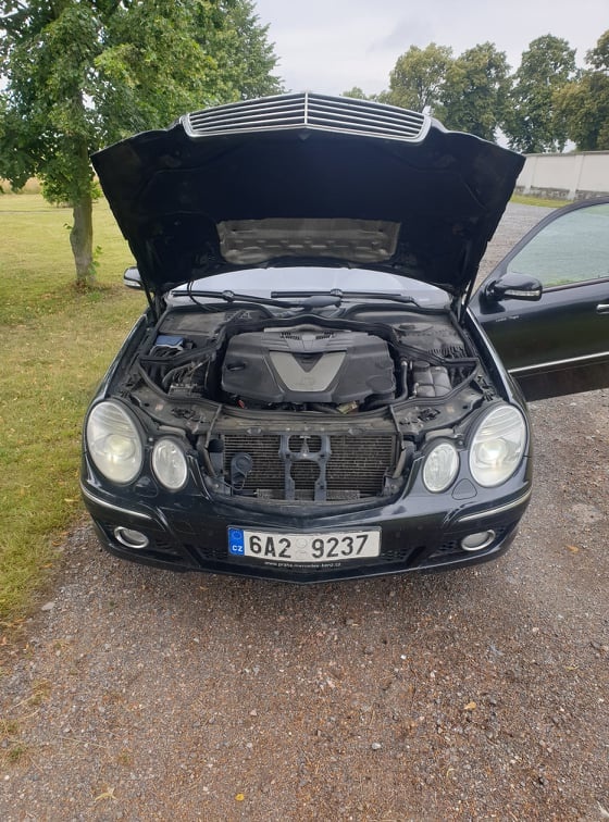 MB-Mercedes E 211,E 210 - 2