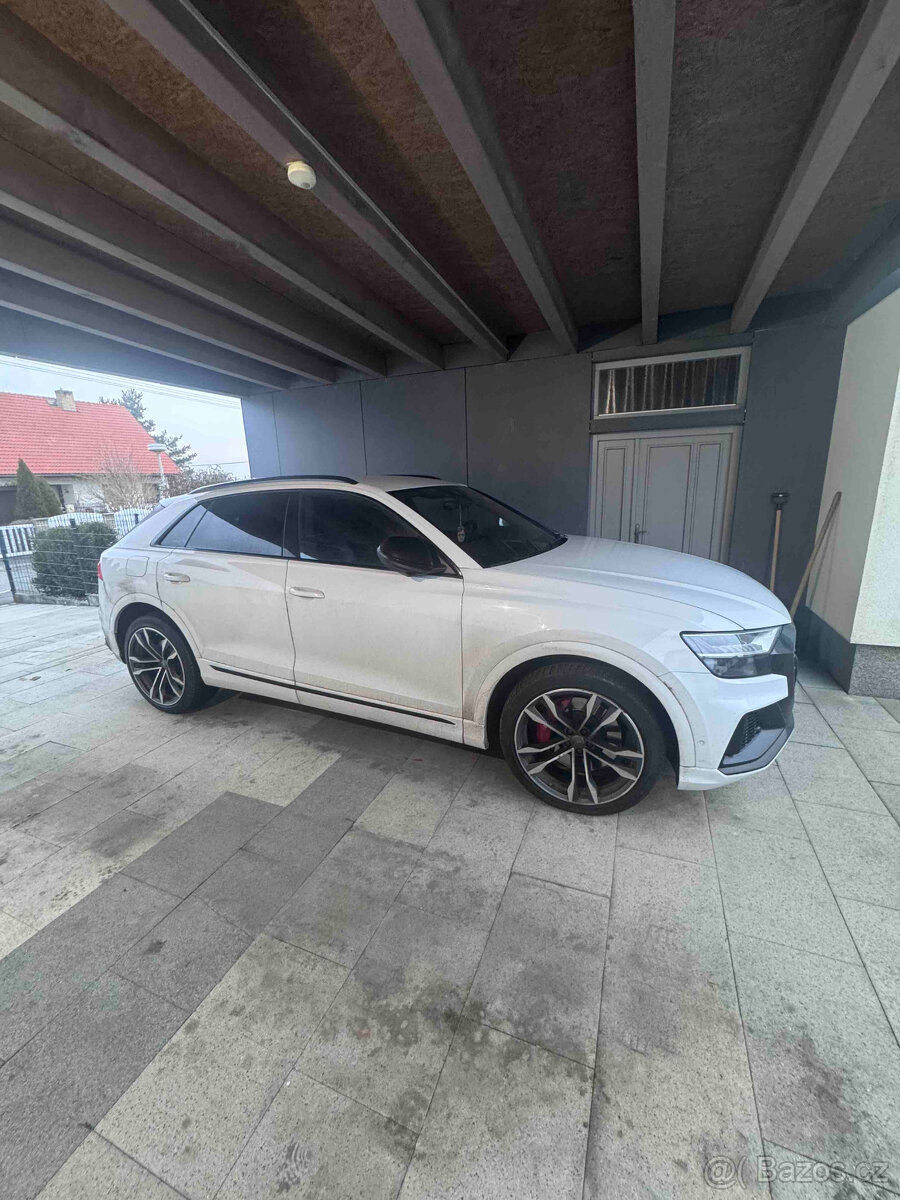 AUDI SQ8 - 2