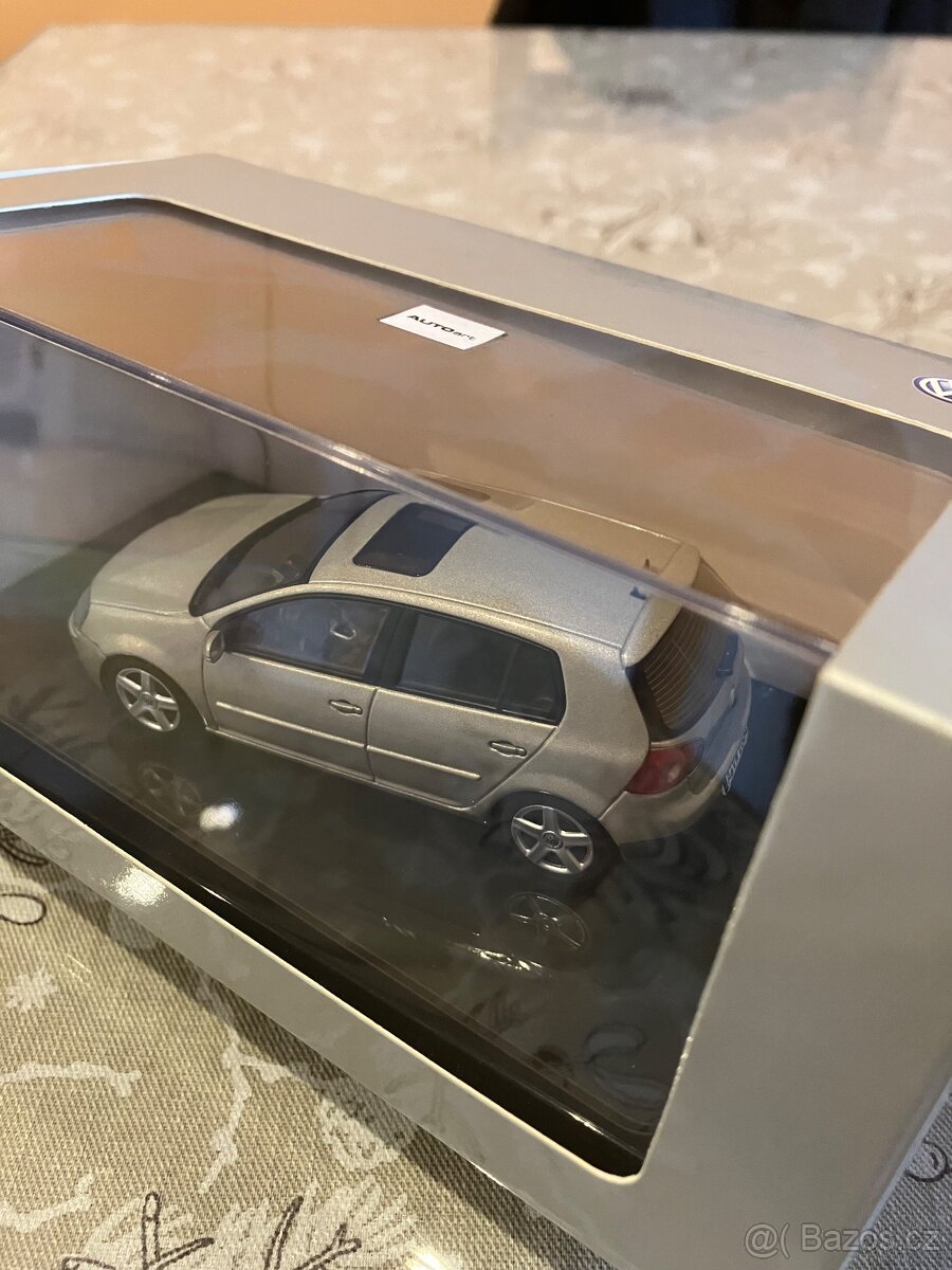 VW Golf - 2