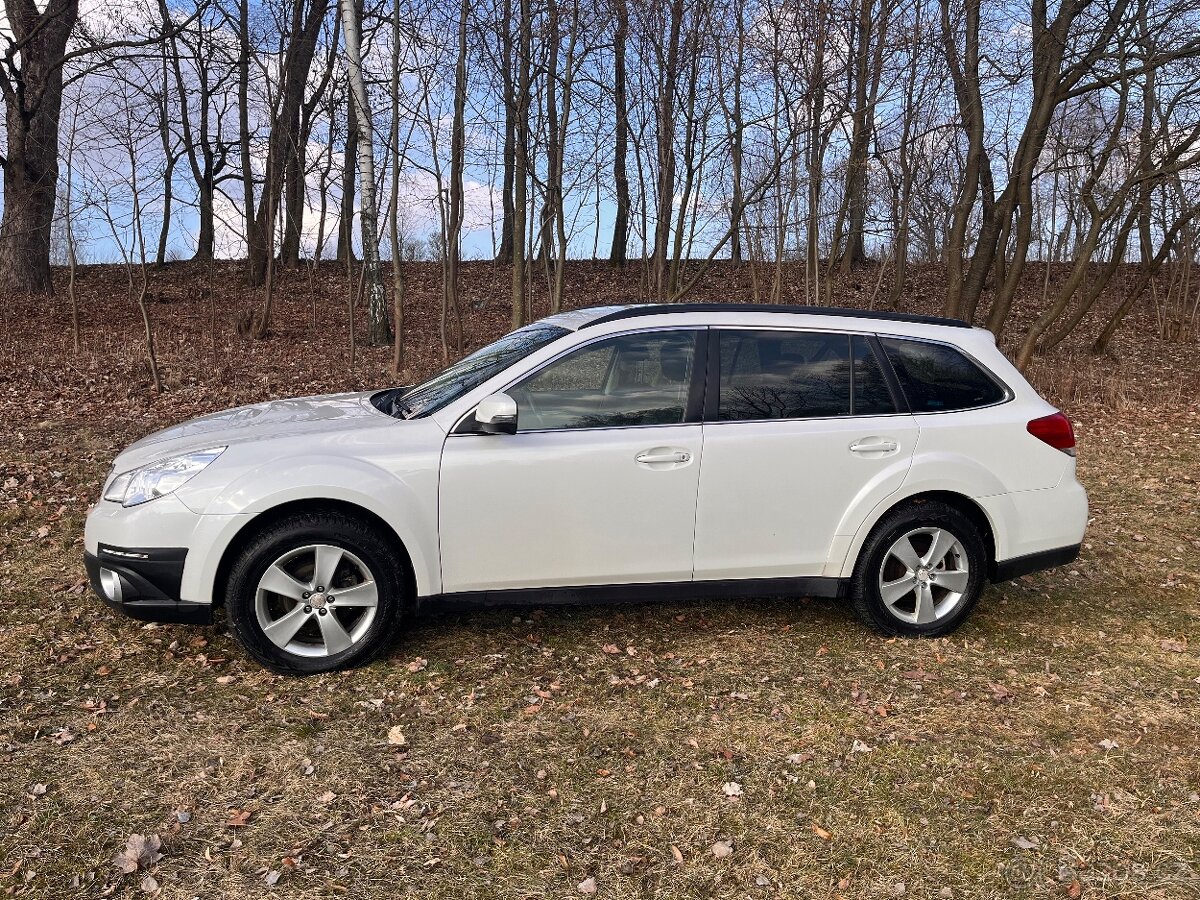 Subaru Outback 2,0D, rok 2013 - 2