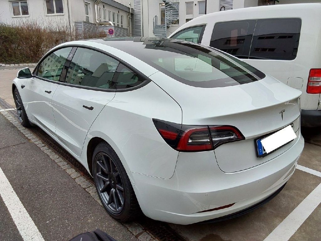Tesla Model 3 AWD 4x4 Long Range - 1873 - 2