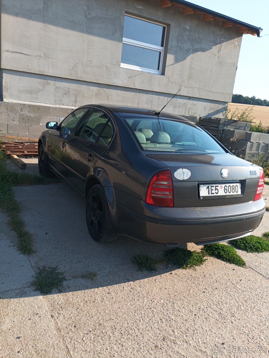 Superb 1.9 TDI 96Kw - 2
