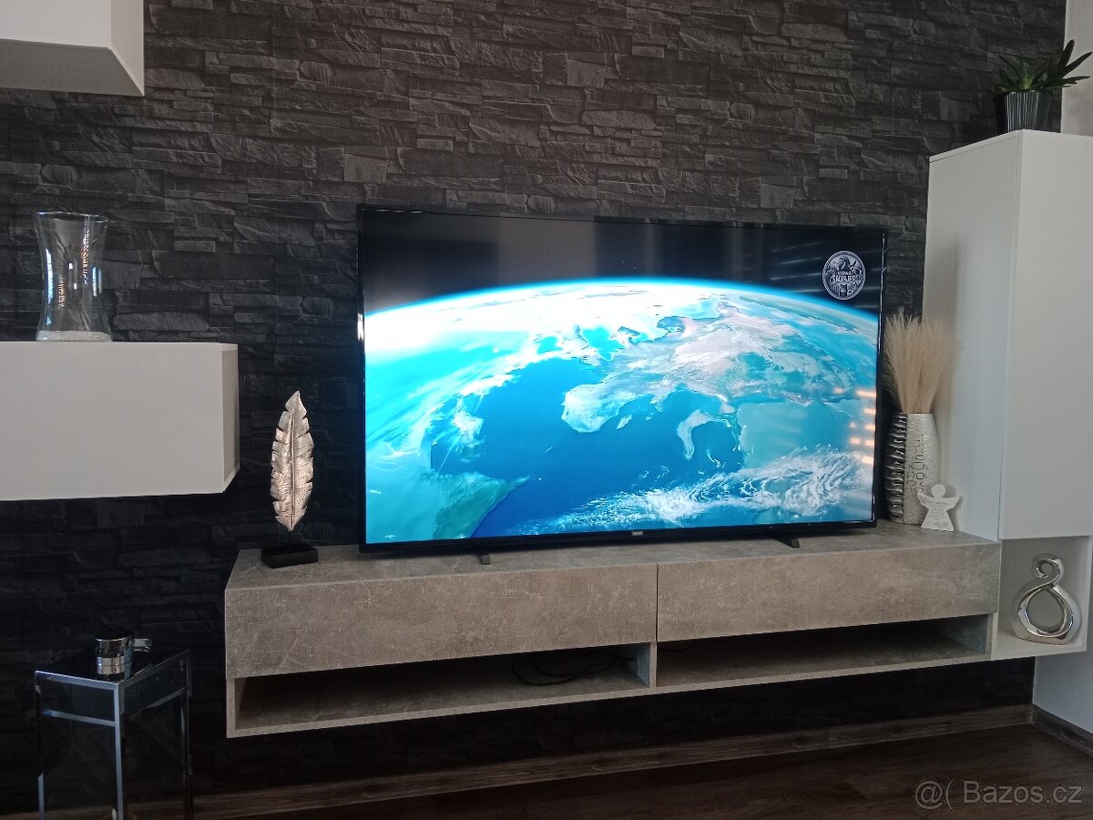 Televize Philips 147cm - 2