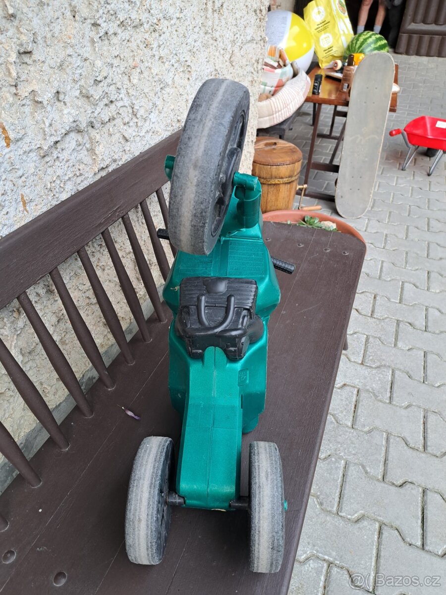 Zelená motorka - odrážedlo - 2