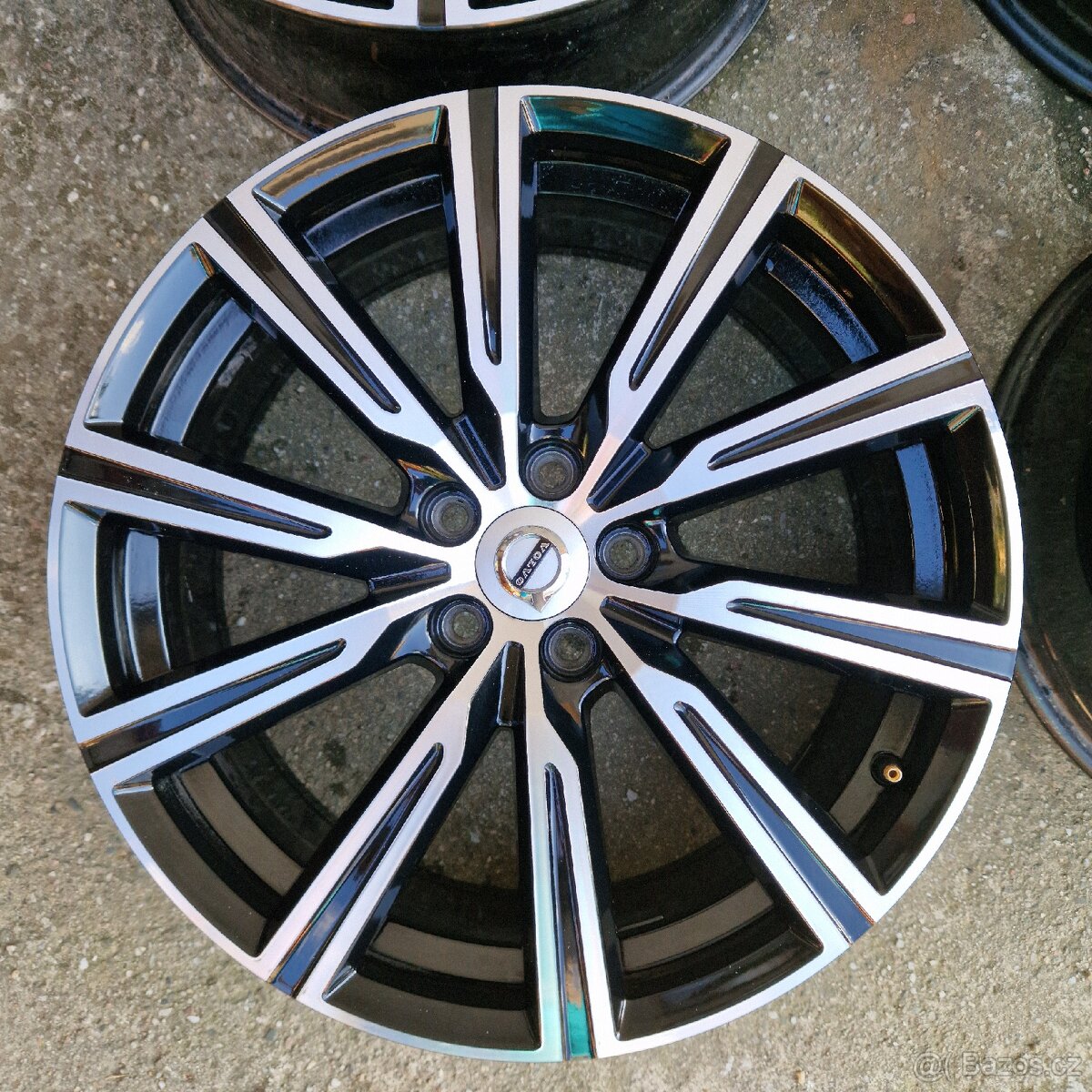 Alu kola xc60 R19 - 2