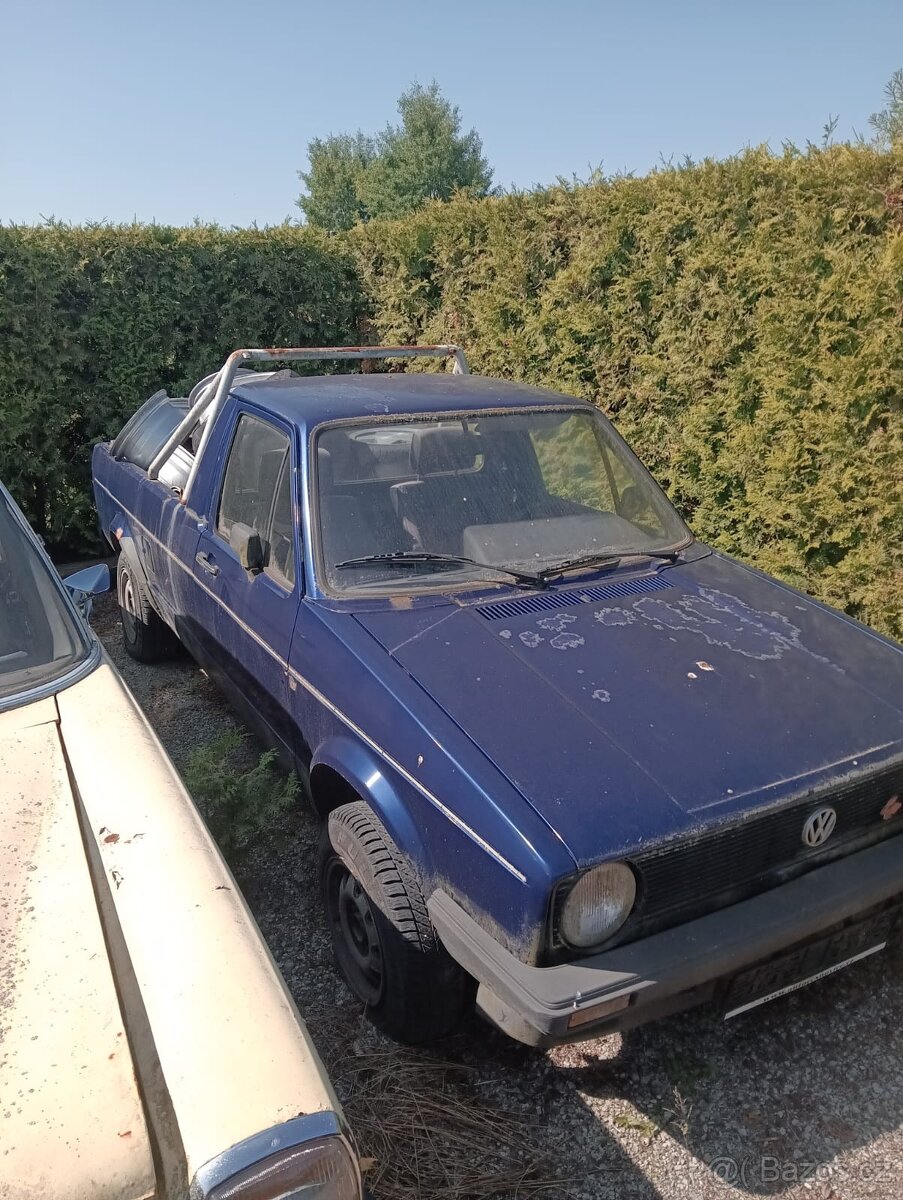 VW Caddy Pickup - 2