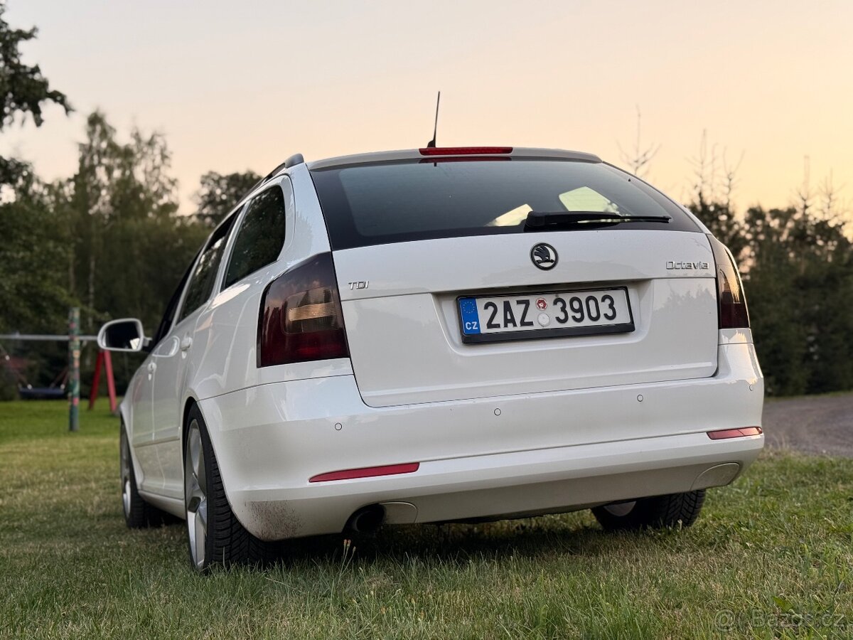Škoda Octavia 2 FL Combi - 2
