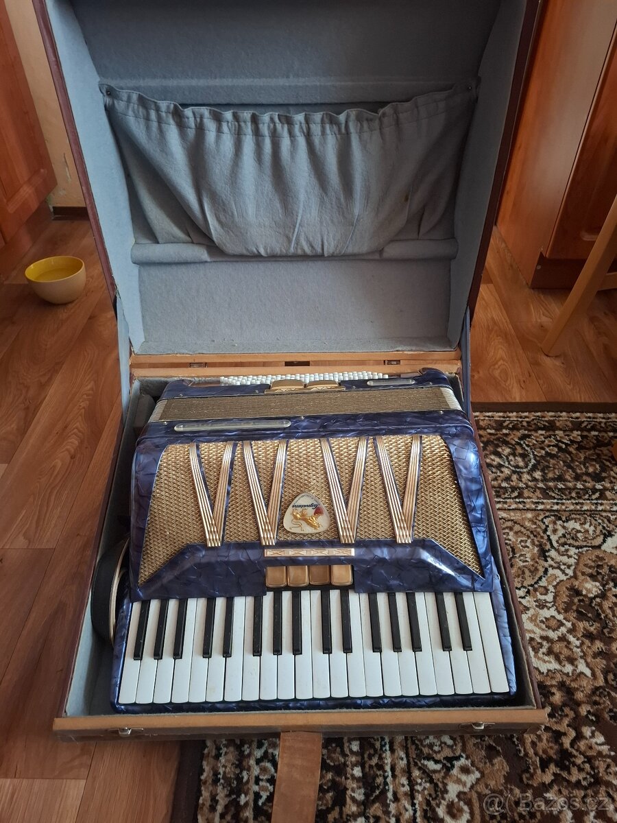 Tahací harmonika - 2