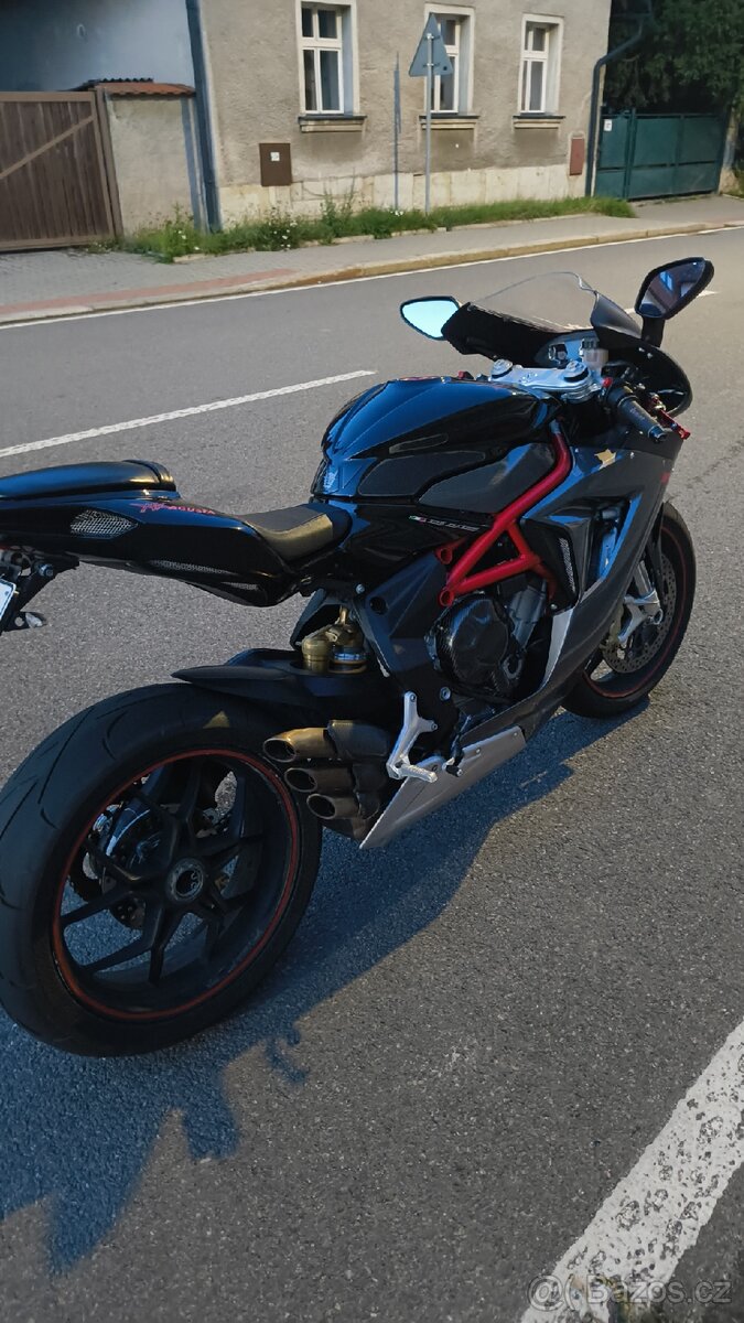 Mv agusta f3 675 - 2