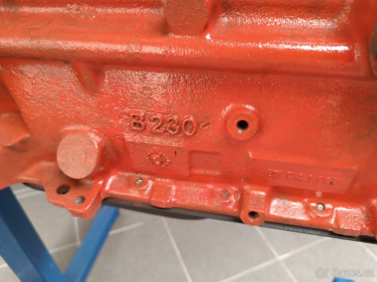 Motor Volvo b23 - 2