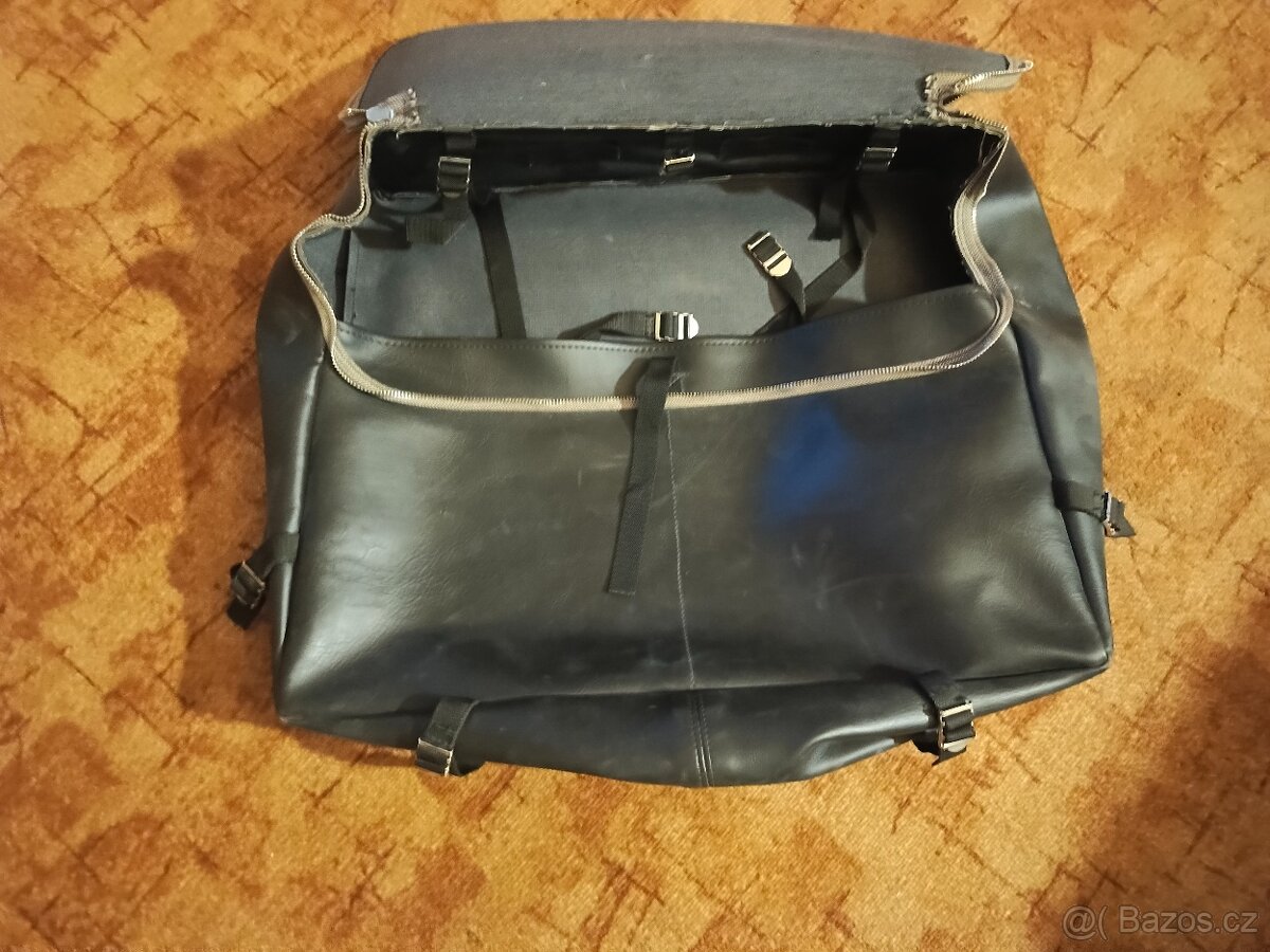 Starý vojenský koženkový kufr vz.85- rozměr 57x42x16,5cm - v - 2